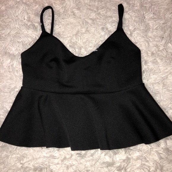 Revamped black tank top - Picture 2 of 4